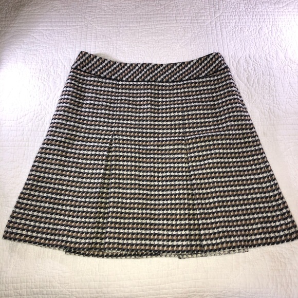 TALBOTS Wool blend pleated skirt houndstooth Sz 8P - Picture 2 of 7